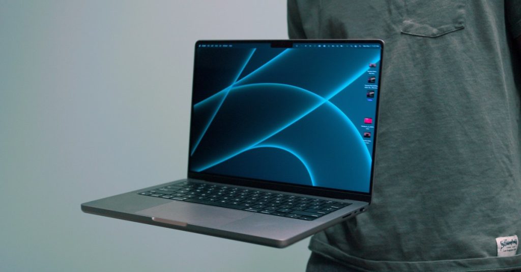 Получите скидку до 249 долларов на 14-дюймовый MacBook Pro Amazon M1 Pro от Apple