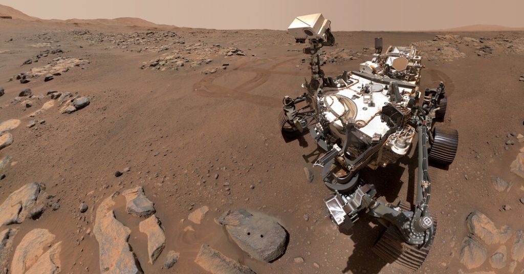 На Марсе год сюрпризов и открытий для марсохода и вертолета НАСА