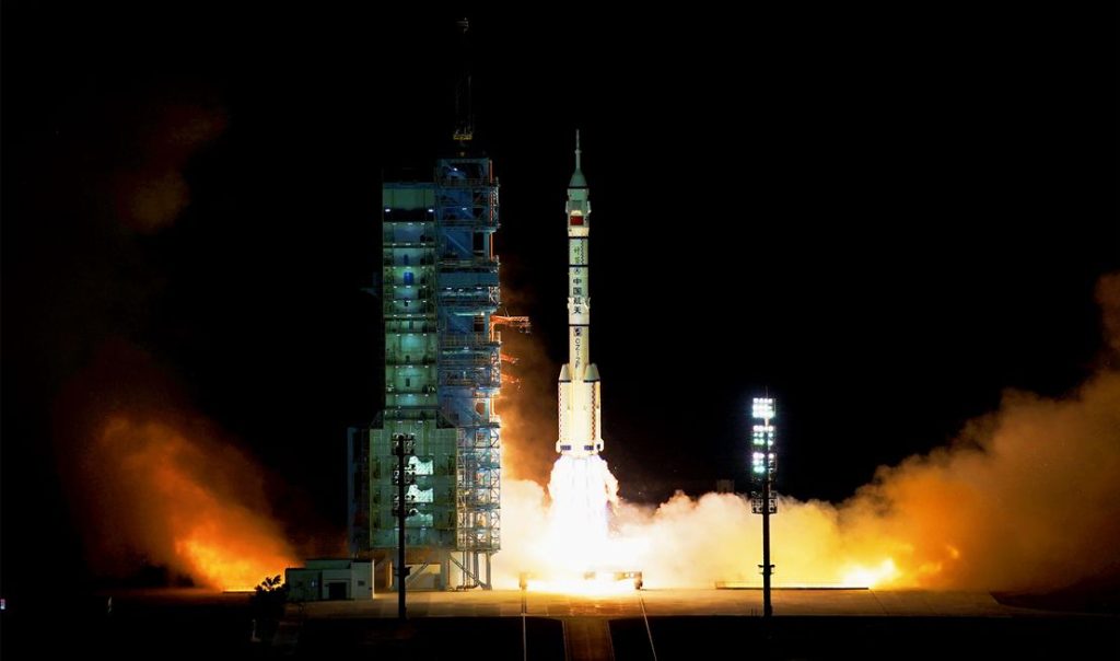 Китай хочет, чтобы его новая ракета для запуска космонавтов была многоразовой