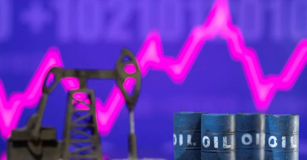 Цены на нефть растут, поскольку конфликт в Украине вызывает опасения по поводу поставок