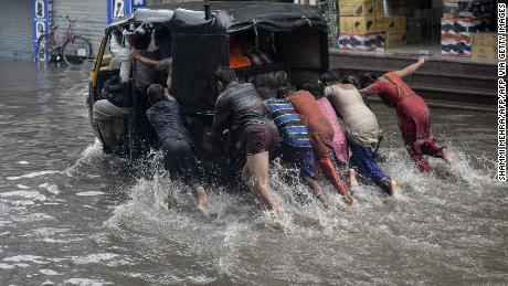 Изменение количества муссонных осадков в Индии может иметь разрушительные последствия для более чем миллиарда человек