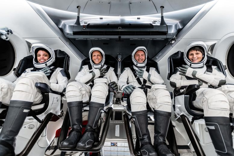 Астронавты NASA SpaceX Crew-4