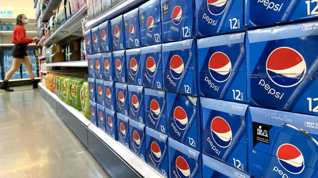 Прибыль PepsiCo (PEP) за первый квартал 2022 года превысила оценки