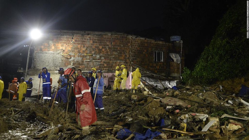 Бразилия: число погибших от проливных дождей возросло до 84 человек