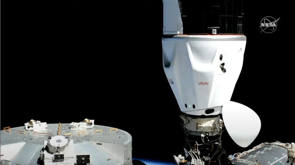 SpaceX только что осуществила самый быстрый полет астронавта-дракона на космическую станцию