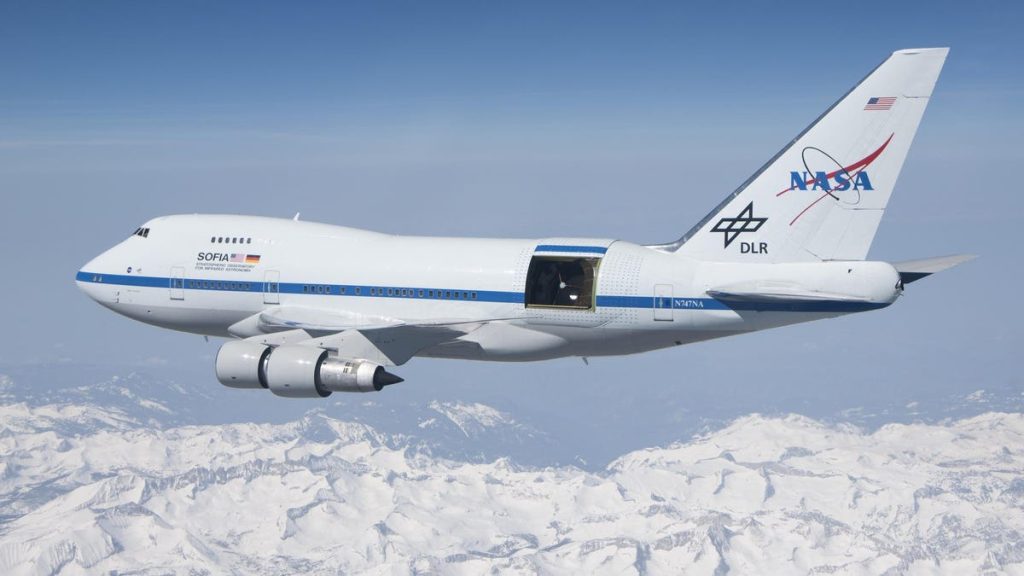 НАСА списало один из последних коротких самолетов Boeing 747SP в небе.