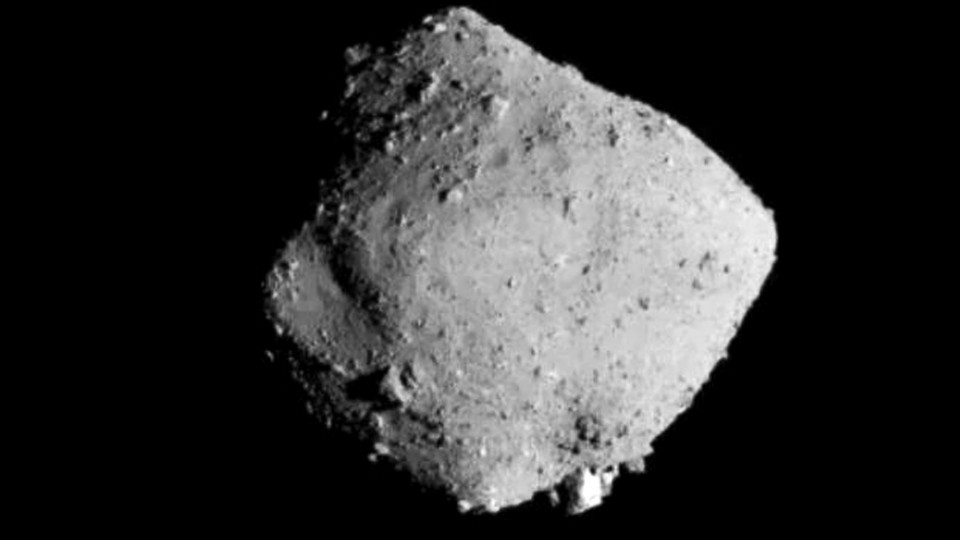 Аминокислоты были обнаружены в образцах астероидов, собранных японским зондом «Хаябуса-2».