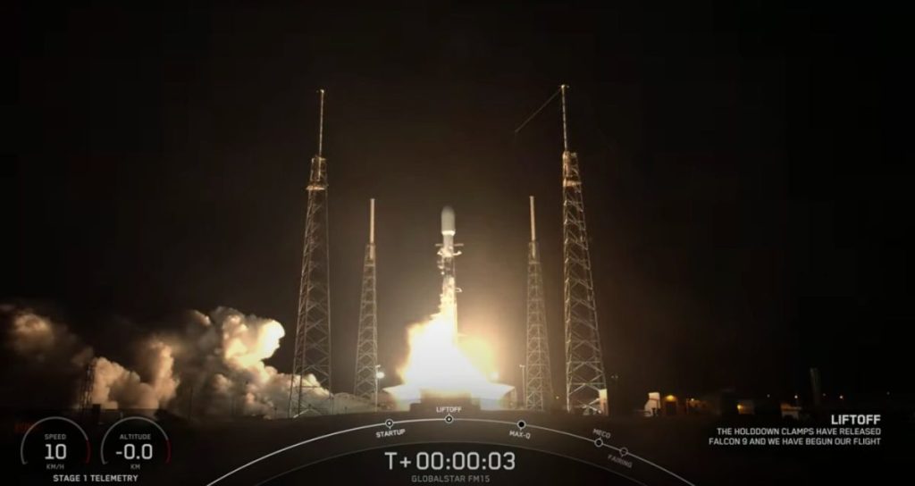 SpaceX делает хет-трик и запускает третью ракету за 36 часов