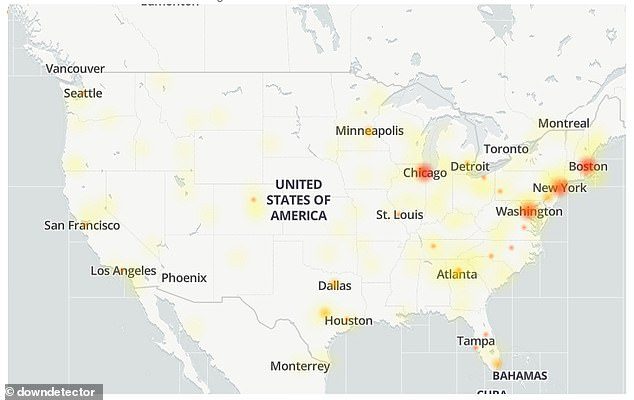У США также, похоже, есть проблемы: Нью-Йорк, Чикаго, Вашингтон и Бостон отмечены как горячие точки на карте Downdetector.