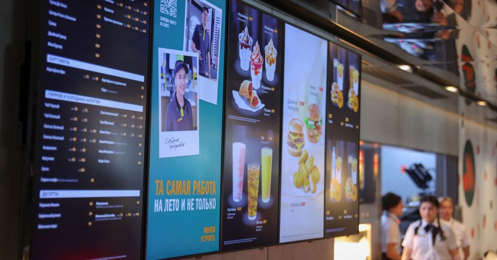 Вкусное название, но не Биг Мак: в России открываются переименованные рестораны McDonald’s