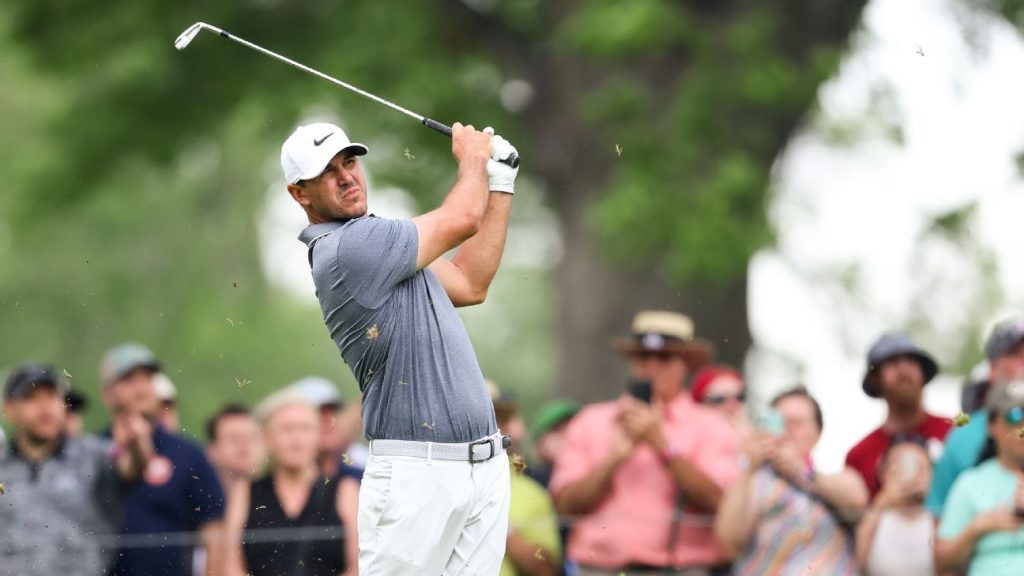 Источники подтвердили, что Брукс Коепка стал последним звездным игроком в гольф, покинувшим PGA Tour ради серии LIV Golf.
