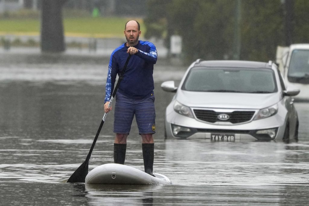 Наводнение в Сиднее унесло жизни 50 000 жителей крупнейшего города Австралии