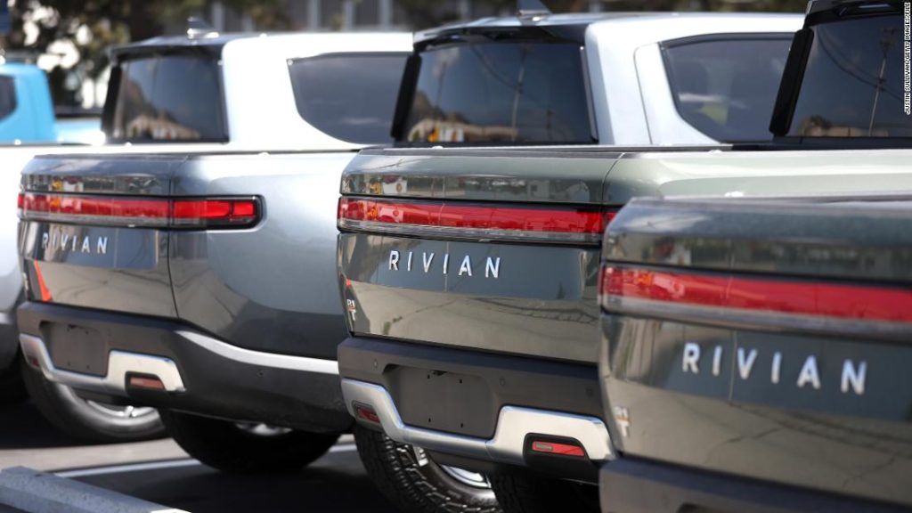 Убытки Rivian выросли до 1,7 млрд долларов по мере роста производства
