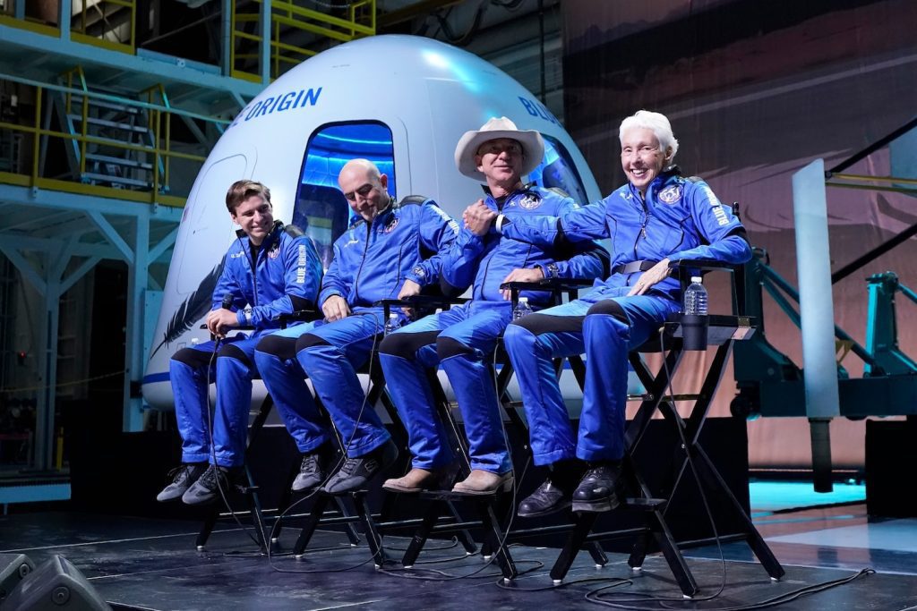 У ракеты Blue Origin возникли проблемы при беспилотном пуске