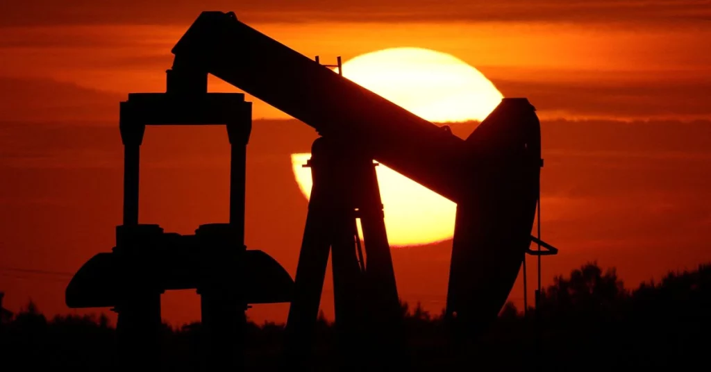 Цены на нефть растут на фоне роста неопределенности с поставками